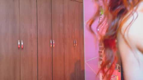 cuteflame_ online show from April 2026 11:14:01 PM