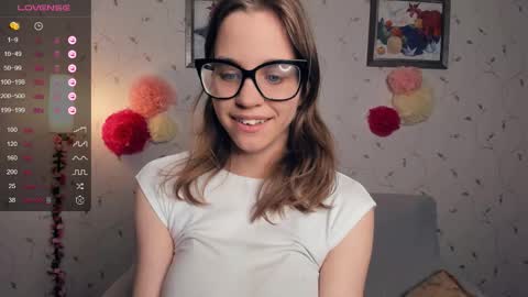 Melisa online show from October 2025 07:54:01 PM