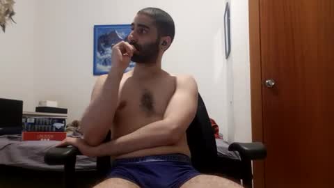cuteguy52 online show from August 2026 02:22:02 PM