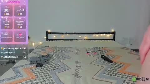 cutenessnicole online show from March 2025 01:53:02 AM