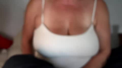 CuteNlil online show from January 2025 11:25:01 AM