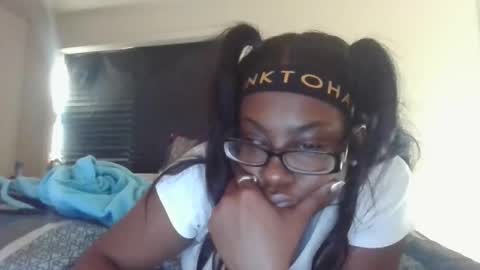 mary mack online show from November 2025 07:03:01 PM