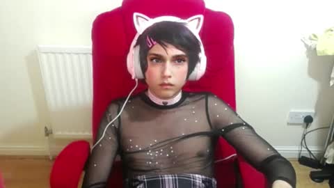 cutest_princess online show from October 2025 10:17:01 PM