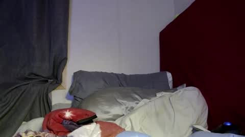 Snapshot of cuteteddybare chatting on May 2026 08:33:02 AM cuteteddybare online show from May 2026 08:33:02 AM