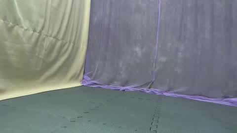 cutetinyasian143_ online show from October 2025 05:59:01 AM