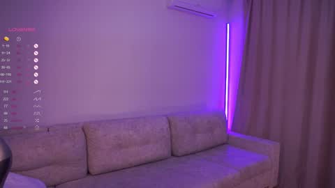 Julia online show from October 2025 01:56:02 PM