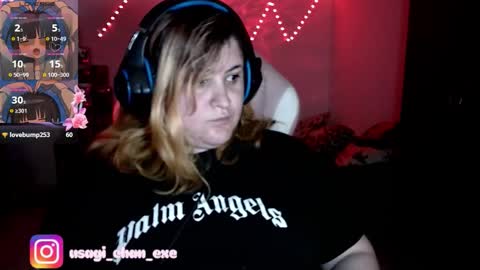 Usagi online show from November 2025 07:05:02 PM