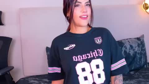 cutewofy online show from July 2026 12:11:02 PM