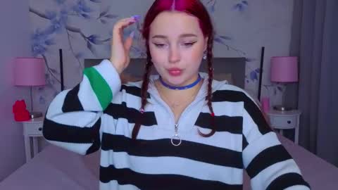 Nika  online show from November 2025 12:19:01 AM