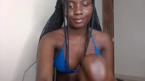 cutie_choco online show from April 2026 06:54:02 PM