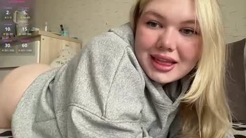 Snapshot of cutiejulie_ chatting on July 2026 01:19:01 PM Julie online show from July 2026 01:19:01 PM