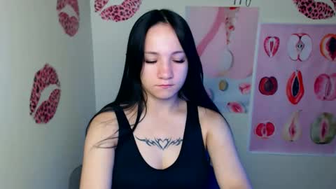 Emma online show from September 2025 06:41:02 PM