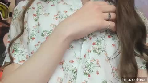 Rori  Instagram cutierori  online show from March 2025 04:22:02 PM