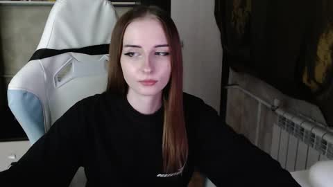 Cutti Crystal online show from February 2026 09:57:02 PM