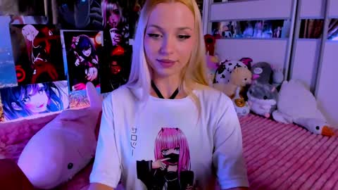 Snapshot of cuttie_ponyy chatting on February 2025 09:27:02 PM Nora online show from February 2025 09:27:02 PM