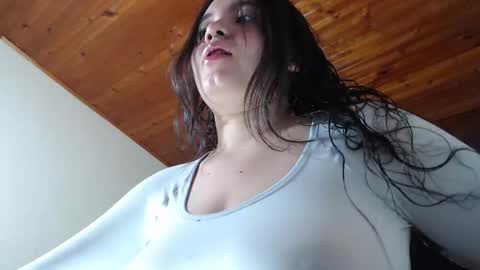 LIZETH online show from February 2025 11:57:02 AM