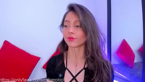 Sophia - Independent model online show from December 2025 04:35:02 PM