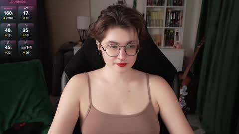 Helen Blossom online show from December 2024 07:36:01 PM