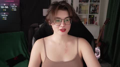 Helen Blossom online show from December 2024 08:15:01 PM