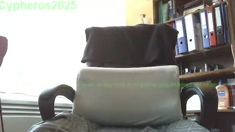 Chris online show from January 2025 08:03:01 AM