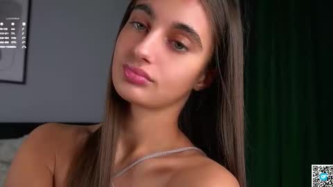 Isabella online show from February 2026 01:06:01 AM