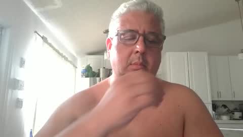 czar1974 online show from October 2025 09:44:01 PM