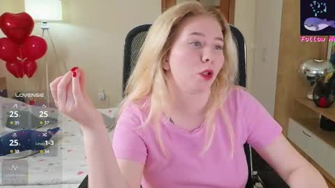 Donna online show from February 2025 10:22:01 PM