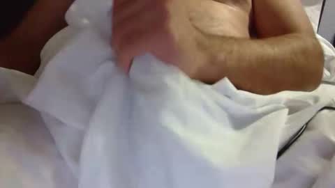 d12er online show from December 2025 06:08:02 AM