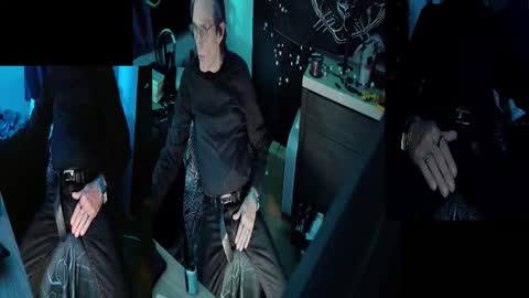 Snapshot of d_j_strokes chatting on January 2026 09:36:02 AM Dave online show from January 2026 09:36:02 AM