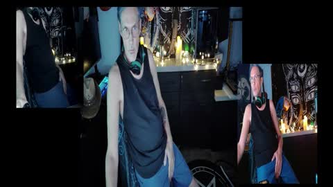 Snapshot of d_j_strokes chatting on January 2026 03:22:02 AM Dave online show from January 2026 03:22:02 AM