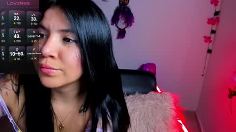 Snapshot of daahanna_ chatting on January 2025 03:43:01 AM Ailyn online show from January 2025 03:43:01 AM