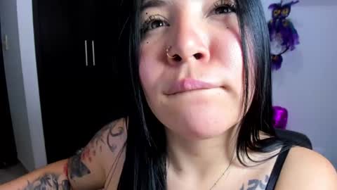 Snapshot of daahanna_ chatting on February 2025 04:37:02 AM Ailyn online show from February 2025 04:37:02 AM