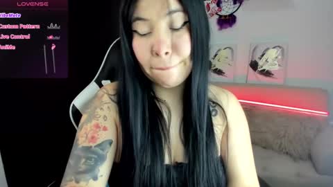 Snapshot of daahanna_ chatting on October 2025 01:05:02 AM Ailyn online show from October 2025 01:05:02 AM