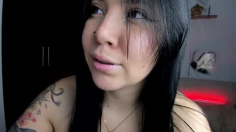 Snapshot of daahanna_ chatting on October 2025 04:48:02 AM Ailyn online show from October 2025 04:48:02 AM