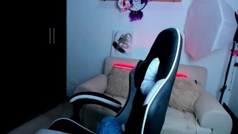 Snapshot of daahanna_ chatting on November 2025 02:14:02 AM Ailyn online show from November 2025 02:14:02 AM