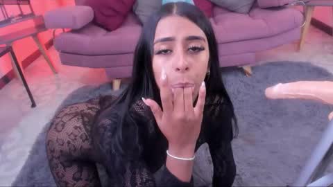 Daniela  online show from November 2025 12:16:01 PM