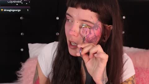 Snapshot of daarlene chatting on January 2025 10:12:02 AM Darlene online show from January 2025 10:12:02 AM