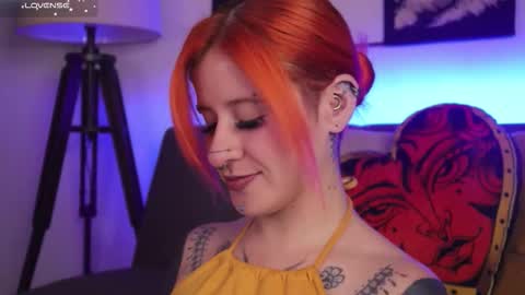 Snapshot of daarlene chatting on December 2025 10:02:02 AM Darlene online show from December 2025 10:02:02 AM