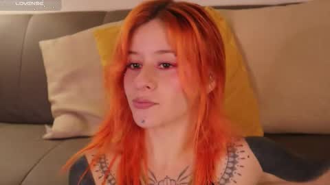 Snapshot of daarlene chatting on February 2026 12:04:02 PM Darlene online show from February 2026 12:04:02 PM