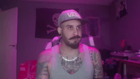 Snapshot of dabirdfree chatting on February 2026 08:16:02 PM Destroyer online show from February 2026 08:16:02 PM