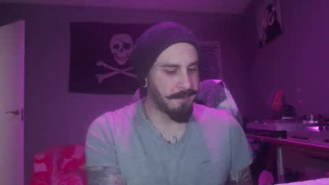 Snapshot of dabirdfree chatting on March 2026 02:07:02 AM Destroyer online show from March 2026 02:07:02 AM