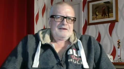 Brian ... online show from January 2025 09:00:02 PM