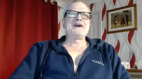 Brian ... online show from February 2025 09:09:01 PM