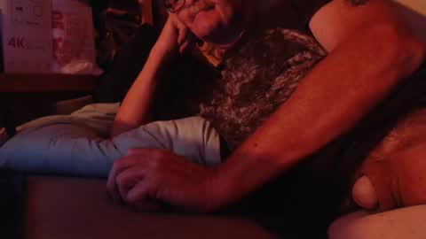 daddiesmonstercock online show from September 2025 02:00:01 AM