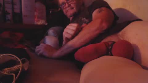 daddiesmonstercock online show from December 2025 07:43:02 PM