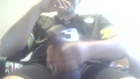 Snapshot of daddy_412 chatting on May 2026 03:19:02 PM daddy_412 online show from May 2026 03:19:02 PM