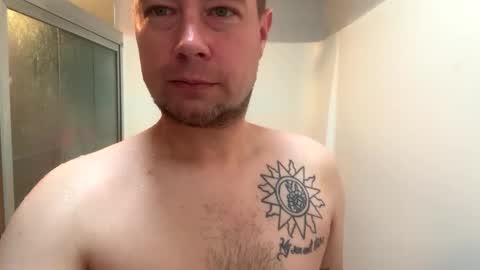 DaddyCam33 online show from October 2025 03:43:01 PM