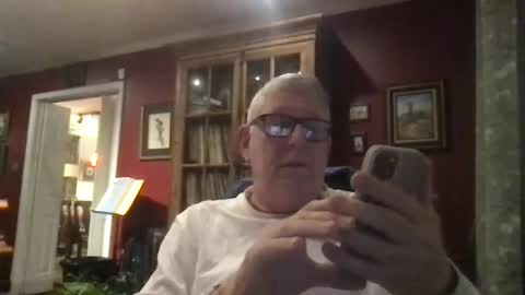 Snapshot of daddycok4 chatting on January 2025 02:24:02 AM DaddyCok4 online show from January 2025 02:24:02 AM