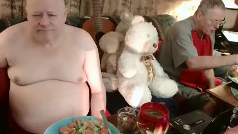 Daddy online show from November 2025 04:13:01 AM