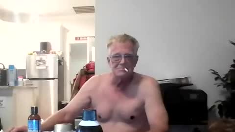 Snapshot of daddydave6400 chatting on July 2026 12:26:02 AM daddydave6400 online show from July 2026 12:26:02 AM